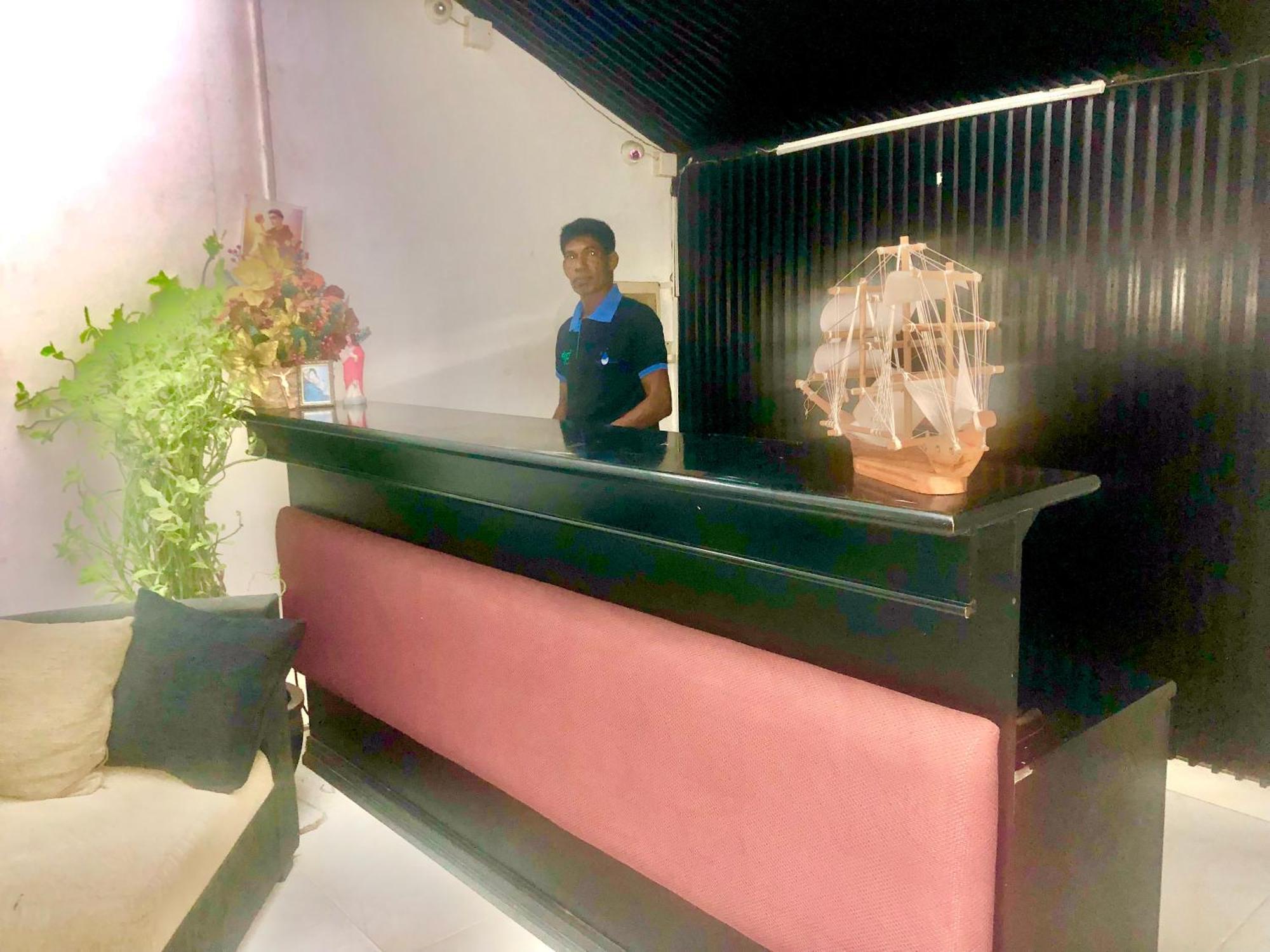 Hotel Nathaliya Katunayaka Kültér fotó
